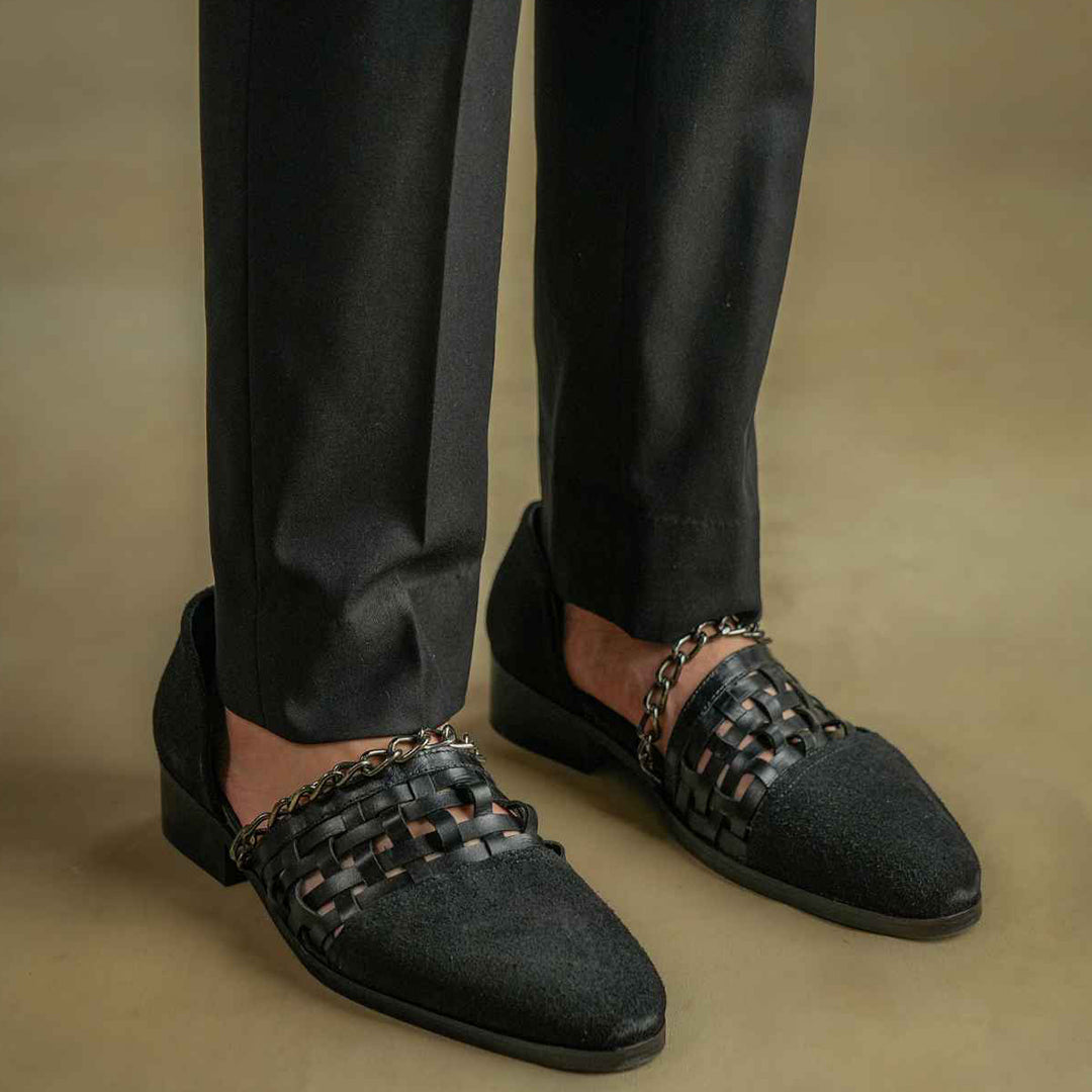 Black Woven Chain Detail Loafers for Men – Textured Front Slip-On Shoes