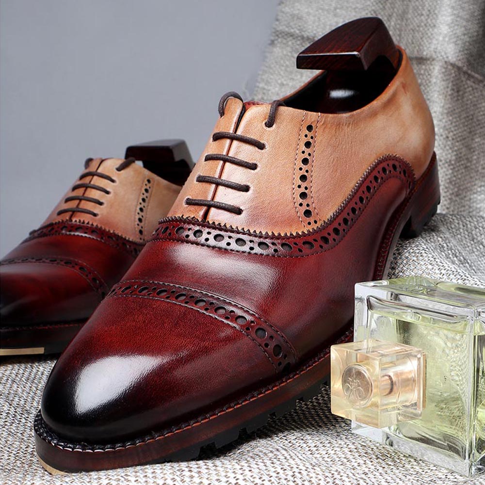 Men’s two tone leather brogue oxford shoes in tan and burgundy with lace-up formal design